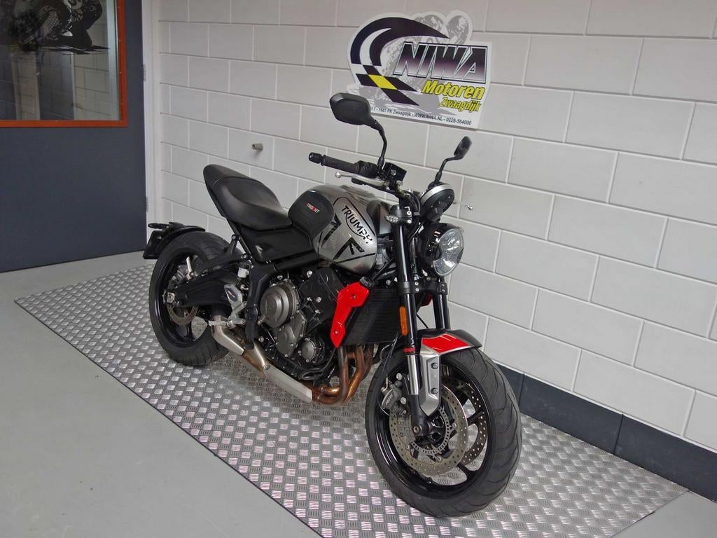 TRIUMPH TRIDENT 660 (bj 2023), Motorrijbewijs A, Meer dan 35 kW, Onbekend, TRIUMPH