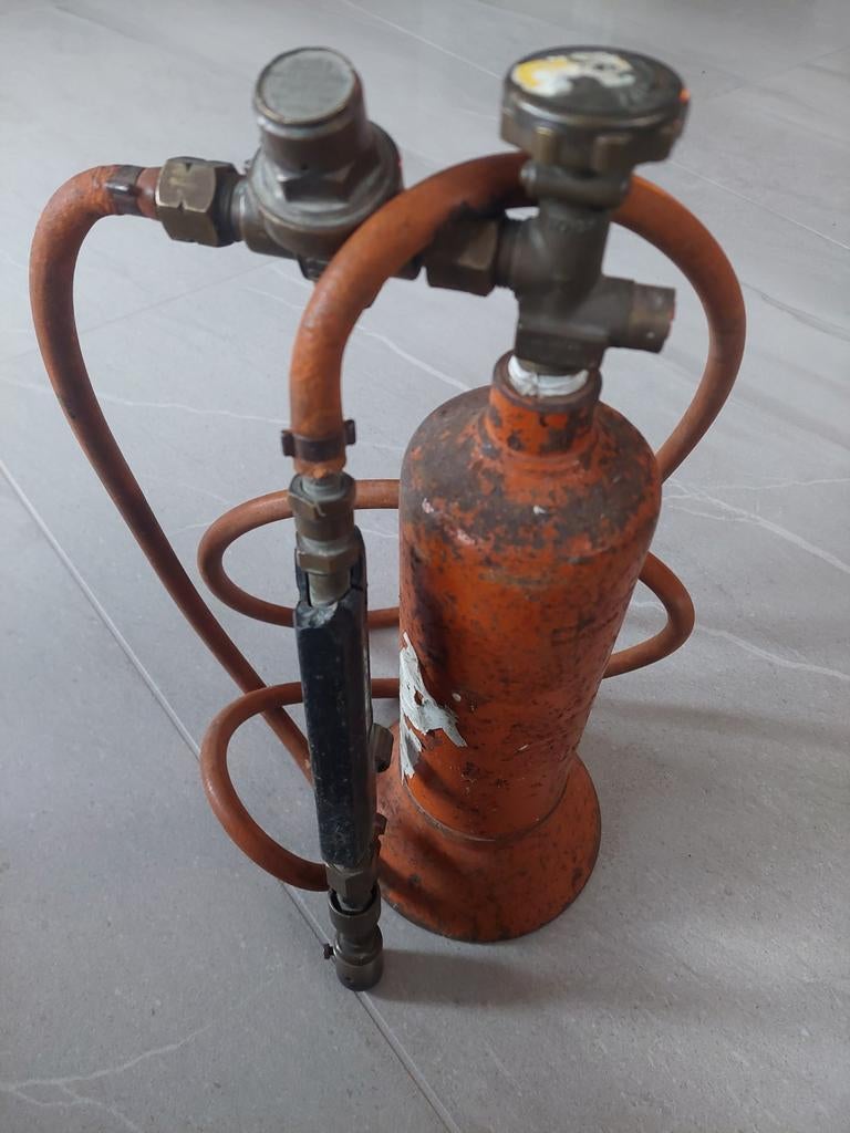 Karwei flesje . Gasbrandertje. Soldeerflesje, Ophalen of Verzenden, Gebruikt