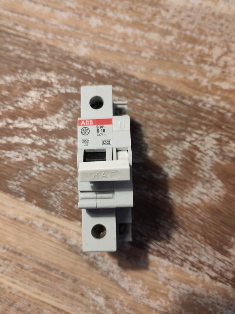 ABB S261 B16 Automaat, Ophalen of Verzenden, Zo goed als nieuw, Overige typen