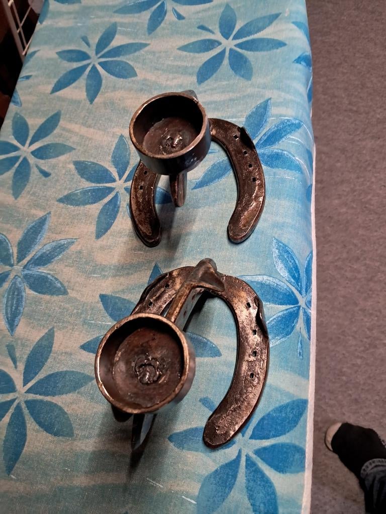 Paardenkandelaar 2 maal, Ophalen