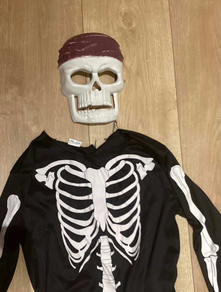 Skelet, Ophalen of Verzenden, Zo goed als nieuw, 104 of kleiner, Jongen of Meisje