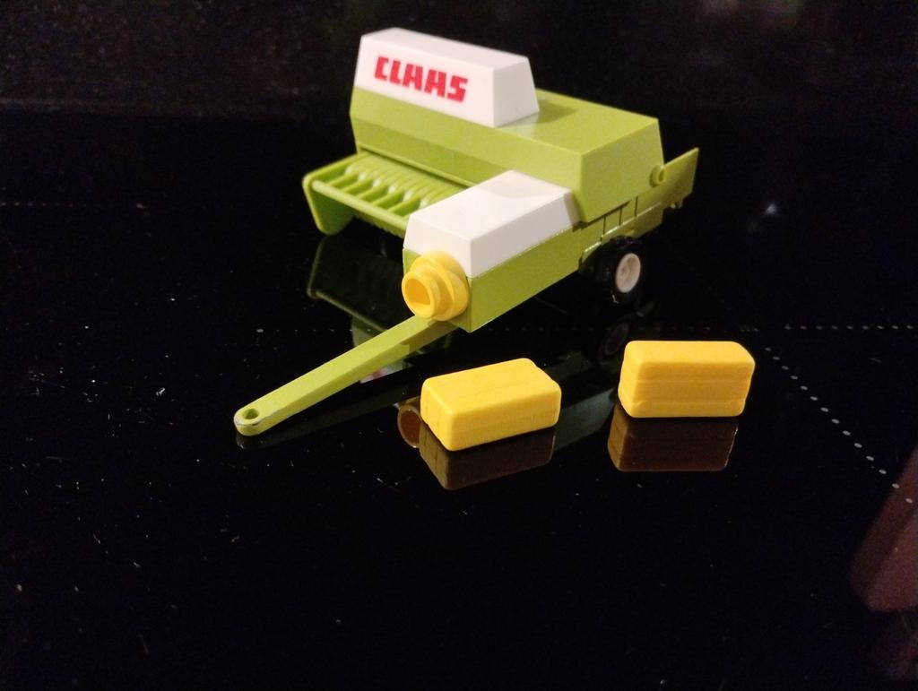 Claas balenpers met 2 balen., Overige merken, Tank, 1:32 tot 1:50, Ophalen of Verzenden