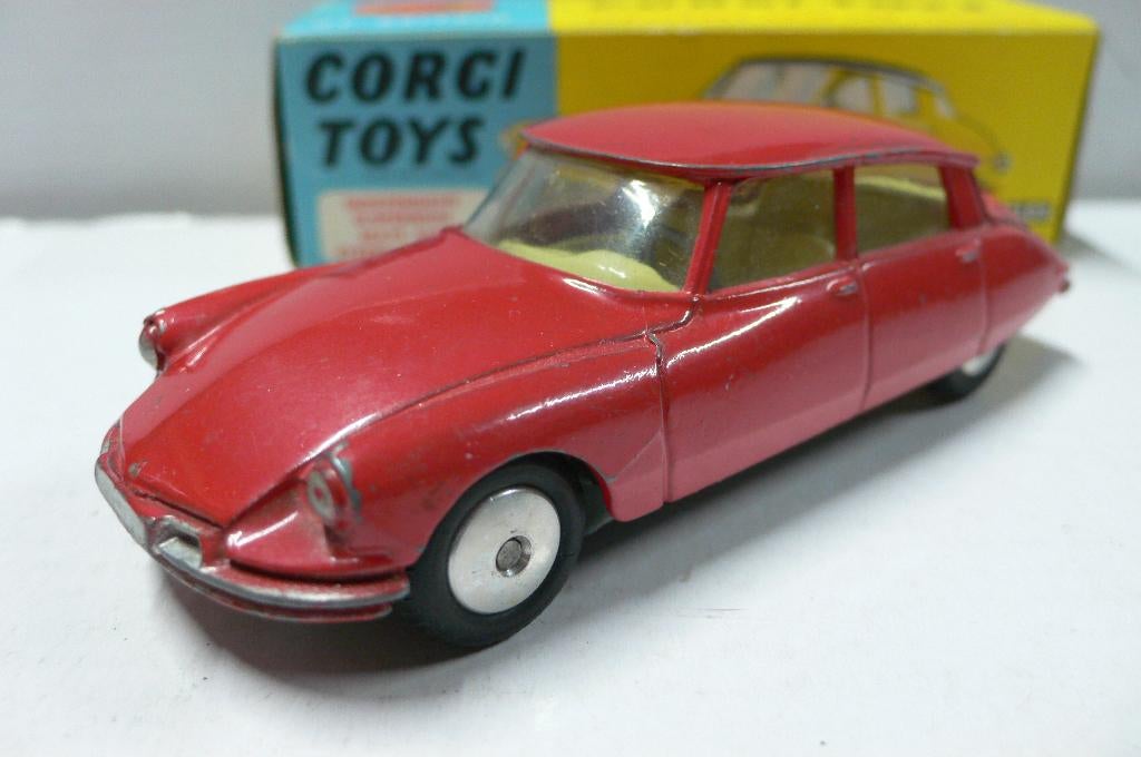 citroen ds 19- corgi toys # 210s - 1/43 in mooie staat, Verzenden, Zo goed als nieuw, Auto, Corgi