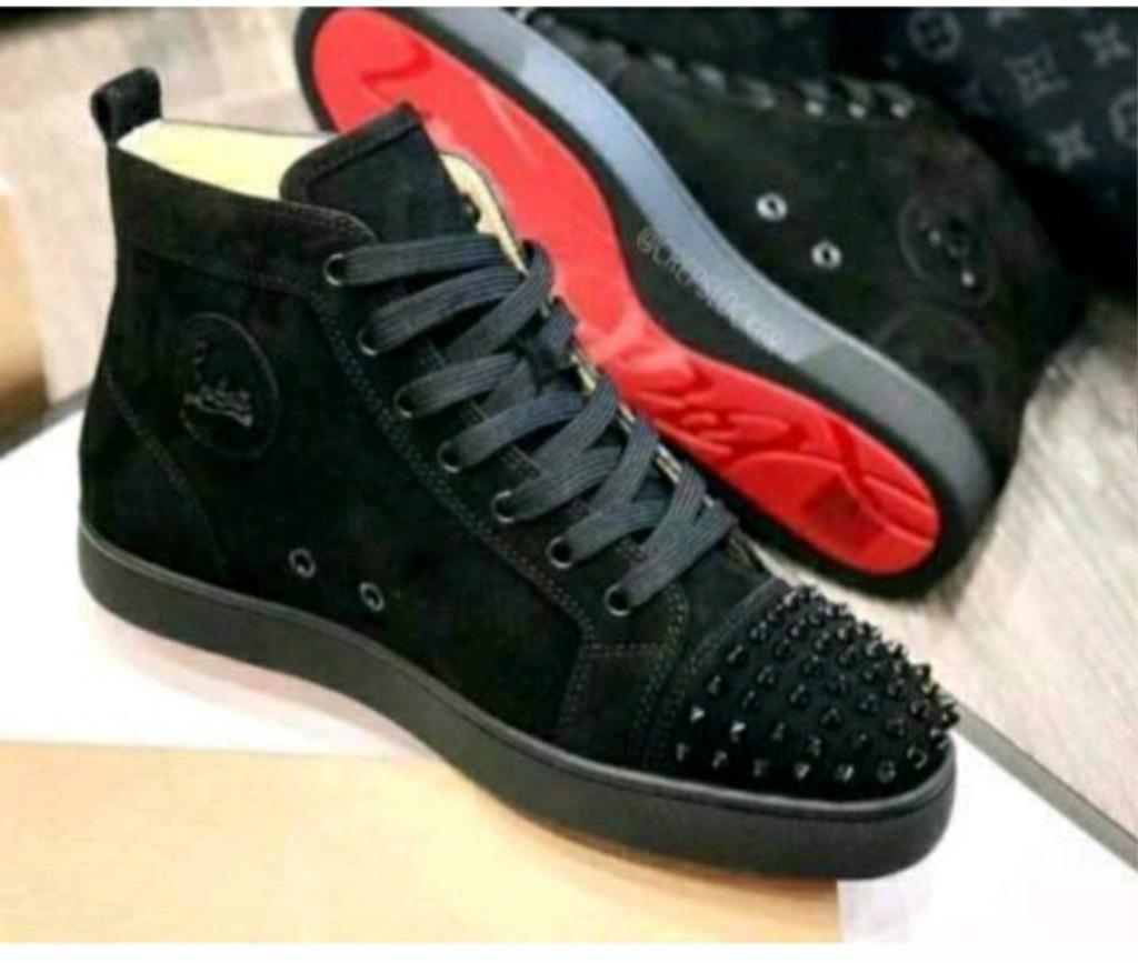 Louboutin sneakers (ook direct op te halen), Ophalen of Verzenden, Nieuw, Overige kleuren