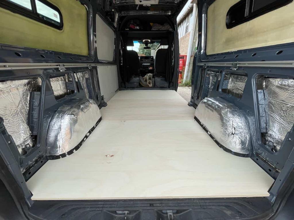 Geïsoleerde vloer Sprinter | VW Crafter | Ducato Boxer Jumpe, Ophalen, Hoefakker 3, Veen, Info@termeercampers.nl, Nieuw