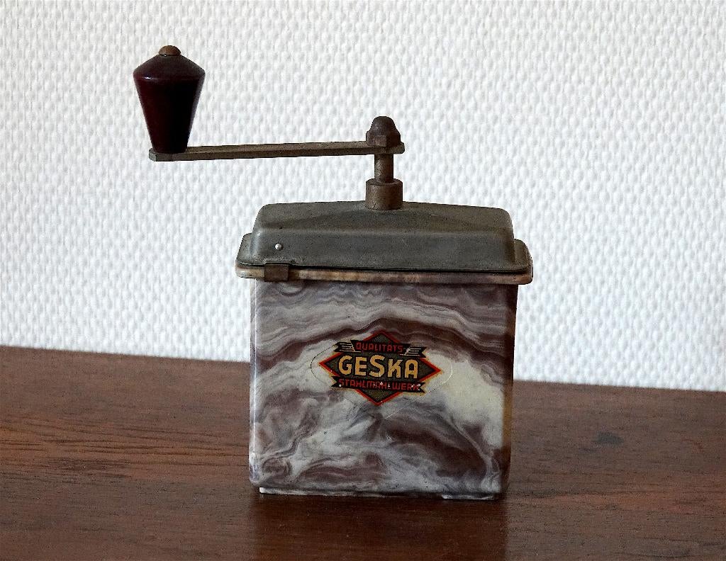 Bakelieten koffiemolen, jaren 40., Antiek en Kunst, Curiosa en Brocante, Ophalen of Verzenden