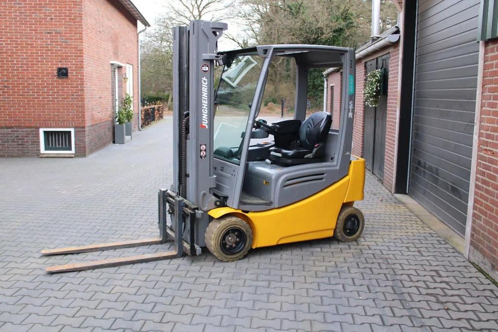 Jungheinrich EFG318k heftruck elektrische freelift triplex s, 1000 tot 2000 kg, Elektrisch, Heftruck, Jungheinrich