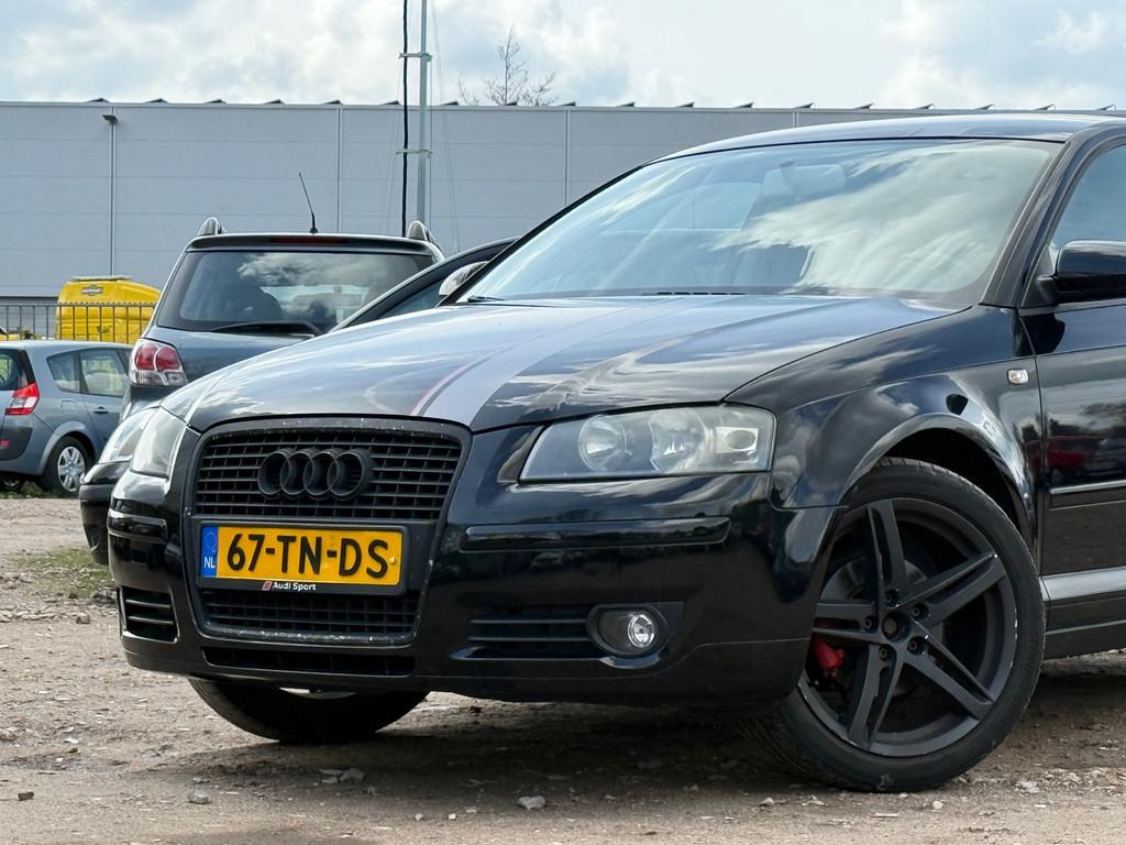 Audi A3 1.6 FSI Attraction/ VELGEN/ CRUISE, Auto's, Audi, Voorwielaandrijving, 15 km/l, Gebruikt, 116 pk