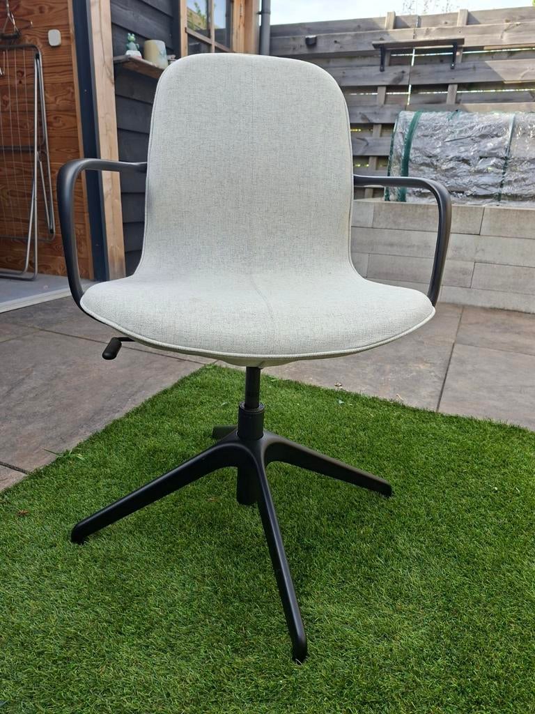 LÅNGFJÄLL

Ikea bureaustoel, Huis en Inrichting, Bureaustoelen, Ophalen, Gebruikt, Beige, Bureaustoel