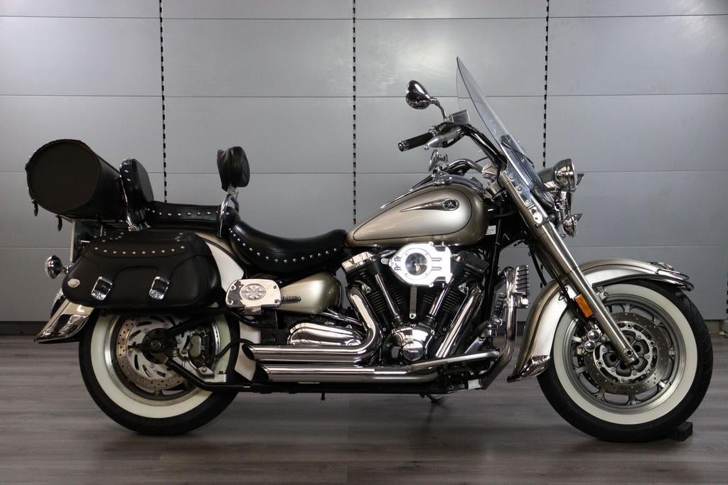 YAMAHA XV 1700 ROAD STAR (bj 2005), 2 cilinders, 1670 cc, Bedrijf, Onbekend