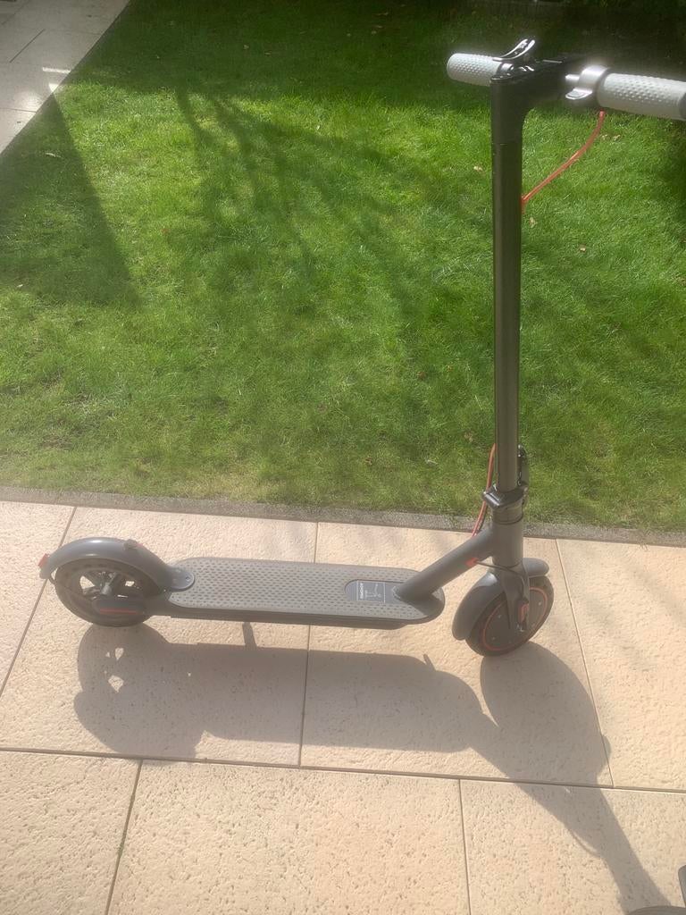 Aovopro Elektrische step zeer weinig gebruikt, Fietsen en Brommers, Steps, Ophalen, Zo goed als nieuw, Elektrische step (E-scooter)