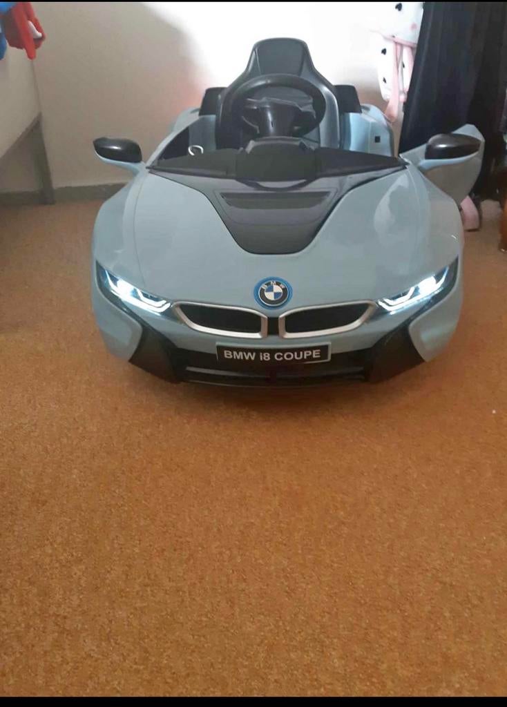 BMW i8 Coupe elektrische kinderauto, Ophalen of Verzenden, Gebruikt, Loopvoertuig
