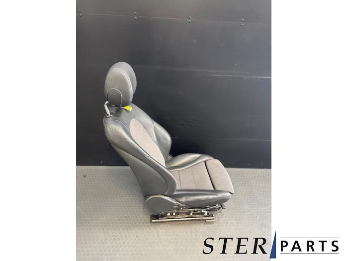 Stoel links van een Mercedes C-Klasse, Auto-onderdelen, Interieur en Bekleding, Gebruikt, -, Ophalen of Verzenden, -