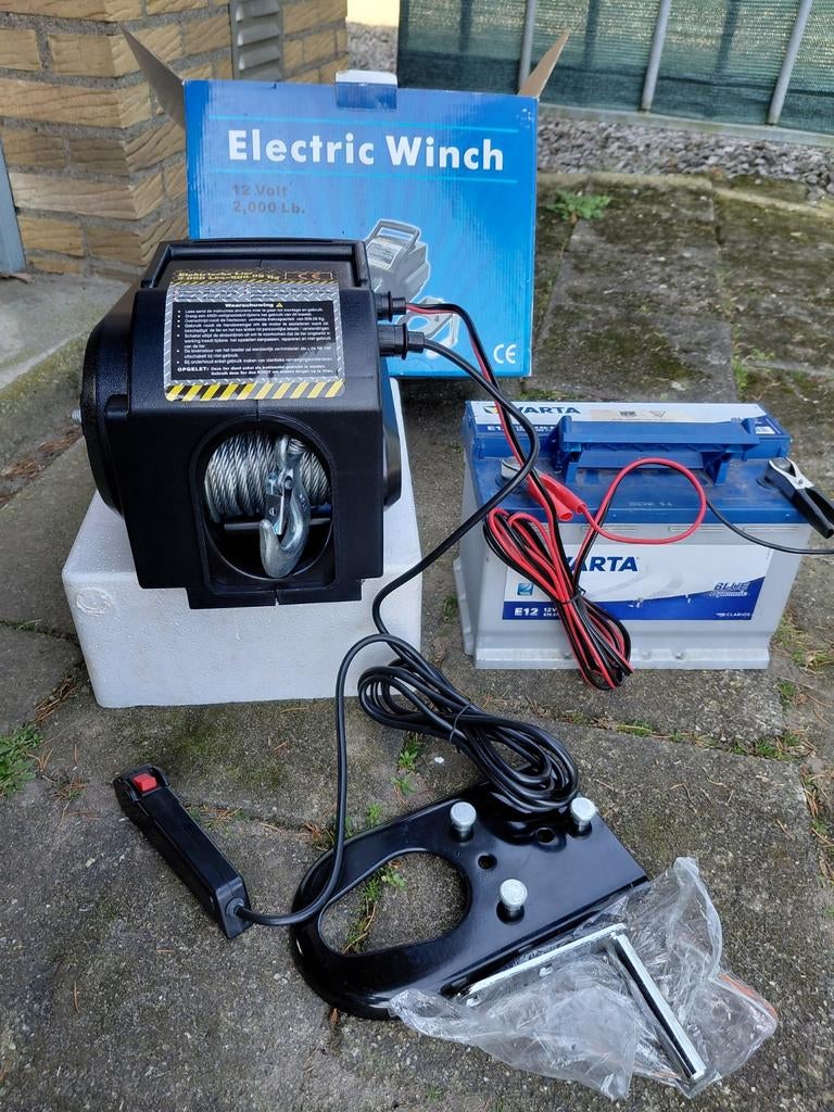 Elektrische lier 12 volt 900kg, Ophalen, Nieuw, Elektrisch
