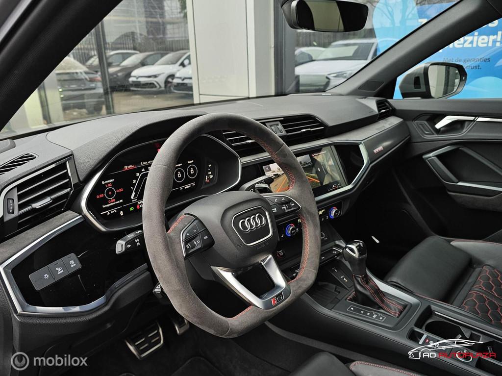 Audi RS Q3 Sportback 2.5 TFSI Nardo/Panorama/RS Seats/B&O/36, Automaat, Zwart, 1675 kg, Bedrijf