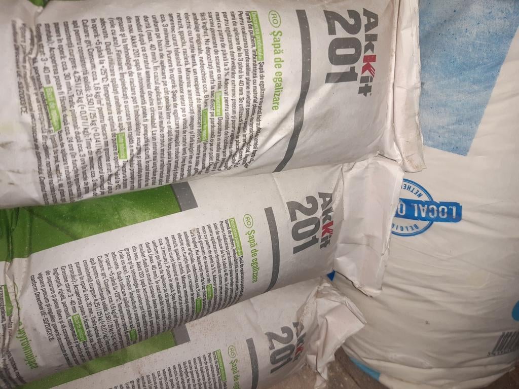 Egaliseer 4 zakken, Ophalen of Verzenden