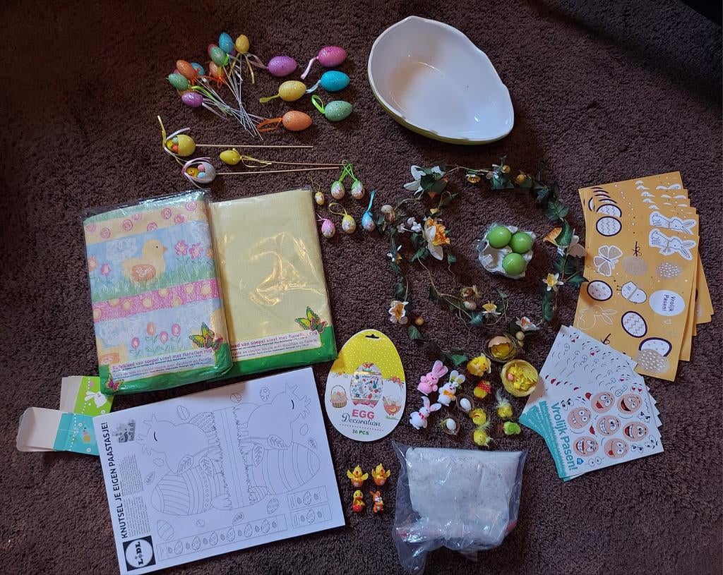 Paas pakket - decoratie en knutsel, Diversen, Pasen, Gebruikt, Ophalen