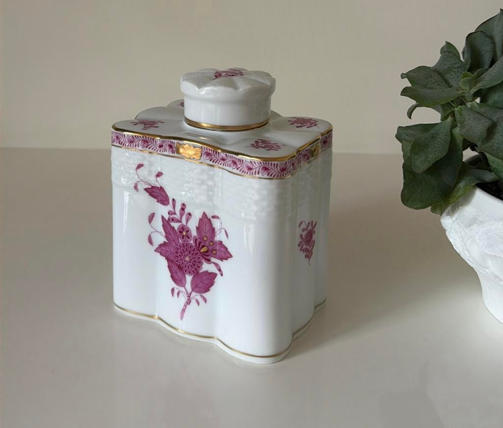 Herend Apponyi Pink theebus, Verzamelen, Ophalen of Verzenden, Nieuw, Porselein