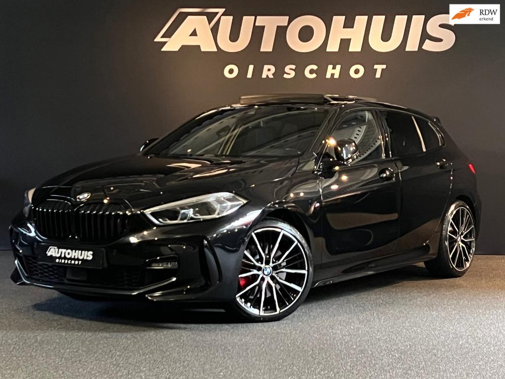 BMW 1-serie 120i High Executive Edition M Pano/Lederen Memor, 1998 cc, 730 kg, Gebruikt, 4 cilinders