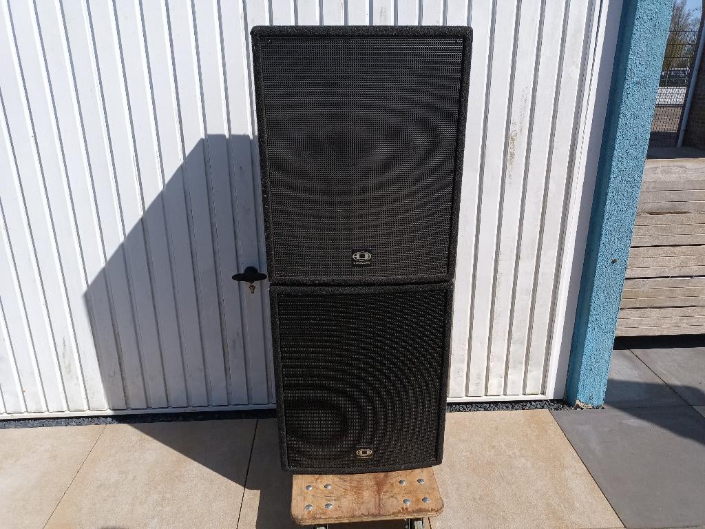 Dynacord A152 & A151 lo cabinet 2 top-, 2 subkasten, Gebruikt, 120 watt of meer, Front, Rear of Stereo speakers, Ophalen