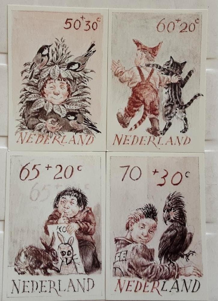 4 Kinderpostzegel kaarten 1982 onbeschreven


^, Ophalen of Verzenden