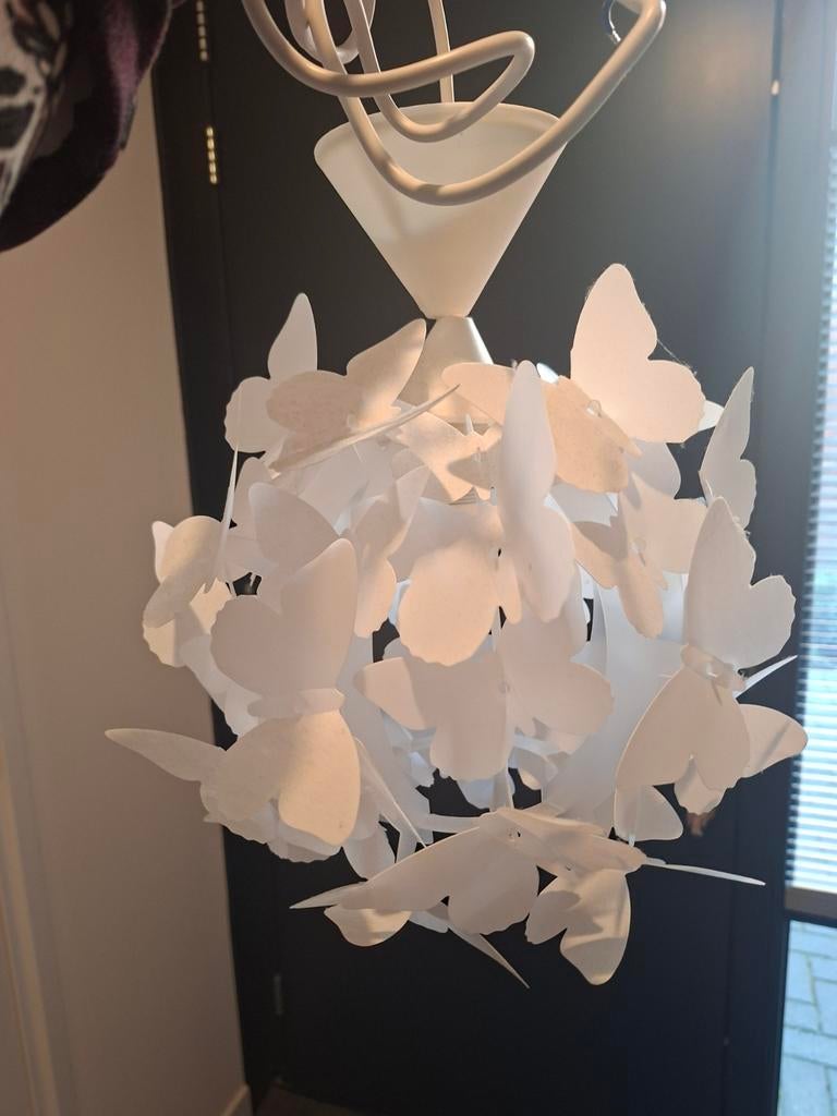 Babykamer/ kinderkamer hanglamp wit vlinders, Ophalen of Verzenden, Zo goed als nieuw