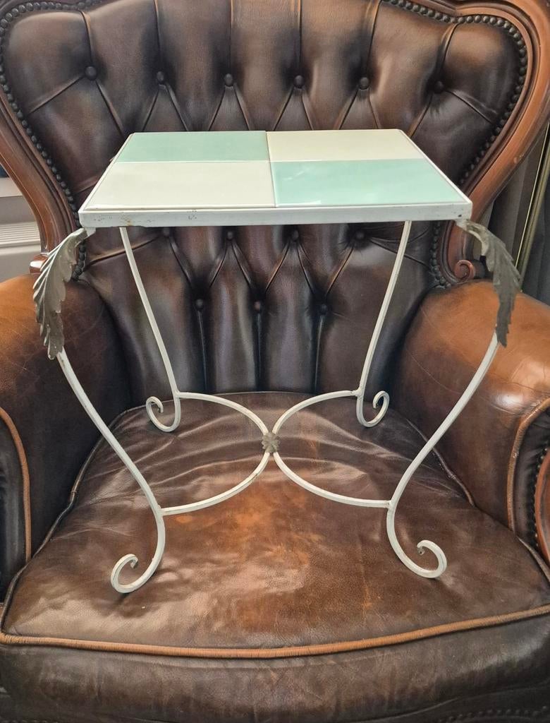 Elegant bijzettafeltje, Italiaans tafeltje, tegeltafeltje., Minder dan 45 cm, Minder dan 55 cm, Gebruikt, Ophalen of Verzenden