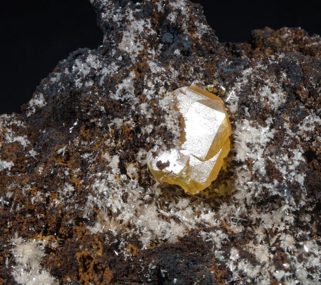 **TOP** WULFENIET + WILLEMIET op matrix uit Mexico., Ophalen of Verzenden, Mineraal