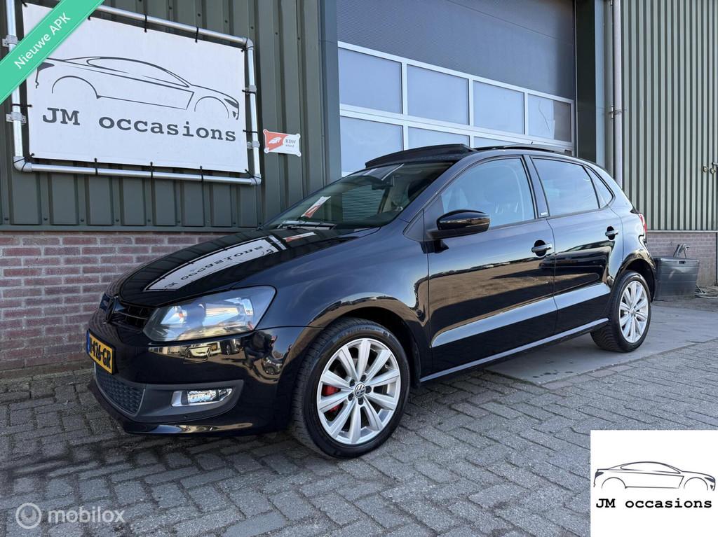Volkswagen Polo 1.4-16V Style|Pano|Clima|Cruise|CarPlay|PDC|, Voorwielaandrijving, 86 pk, 4 cilinders, Zwart