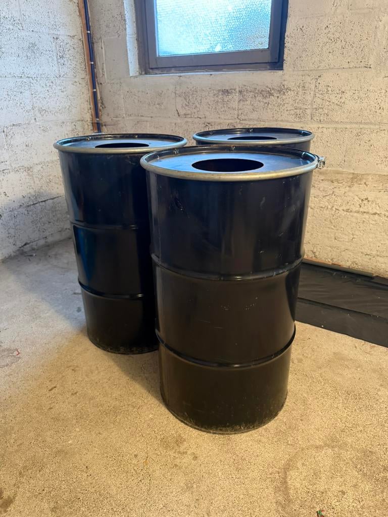 Olievaten 120 liter, Ophalen, Gebruikt