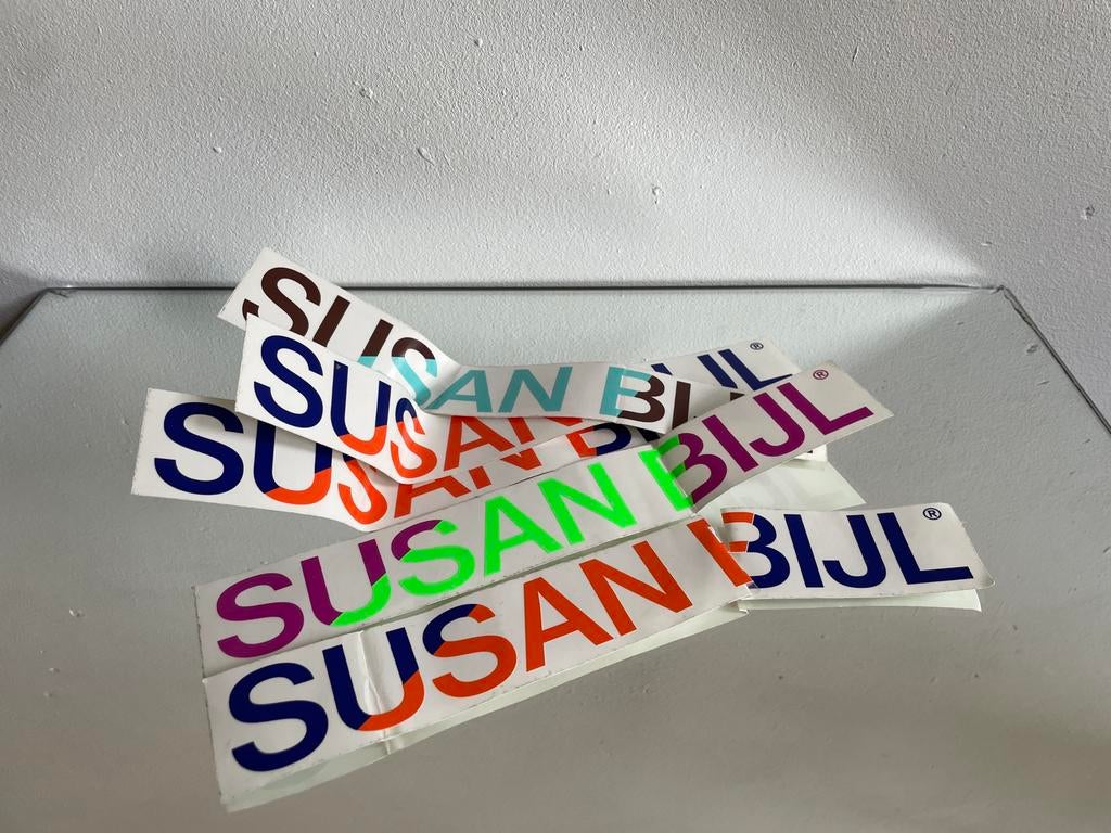 Susan bijl stickers, Eén persoon