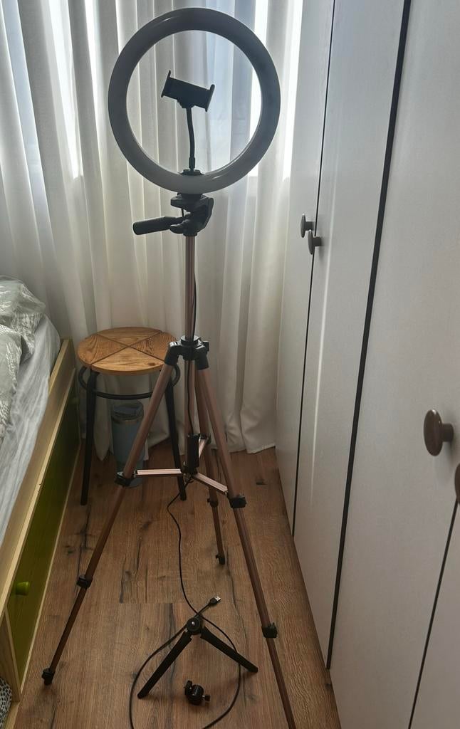 Ring light, Ophalen, Zo goed als nieuw, Lamp of Flitsset