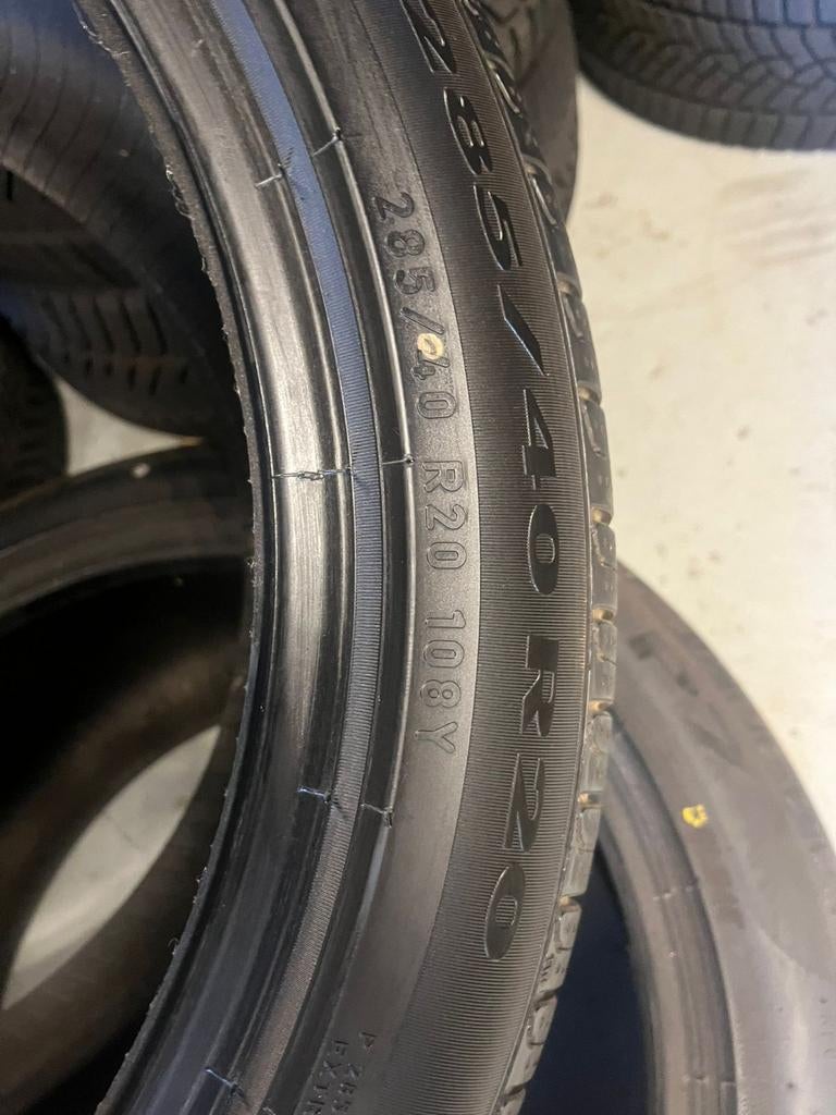 2x 285/40R20 Pirelli Zomerbanden, Ophalen, Gebruikt, 285 mm, Info@pirelli.nl