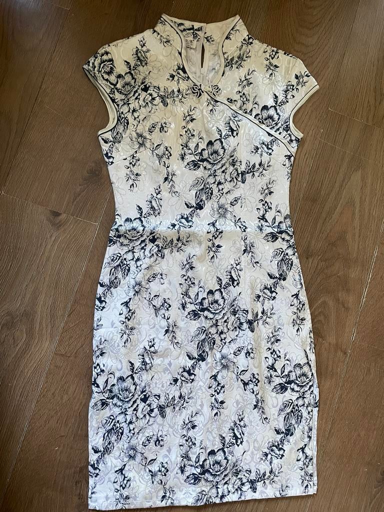 Kleding, Ophalen, Zo goed als nieuw, Maat 36 (S), Boven de knie