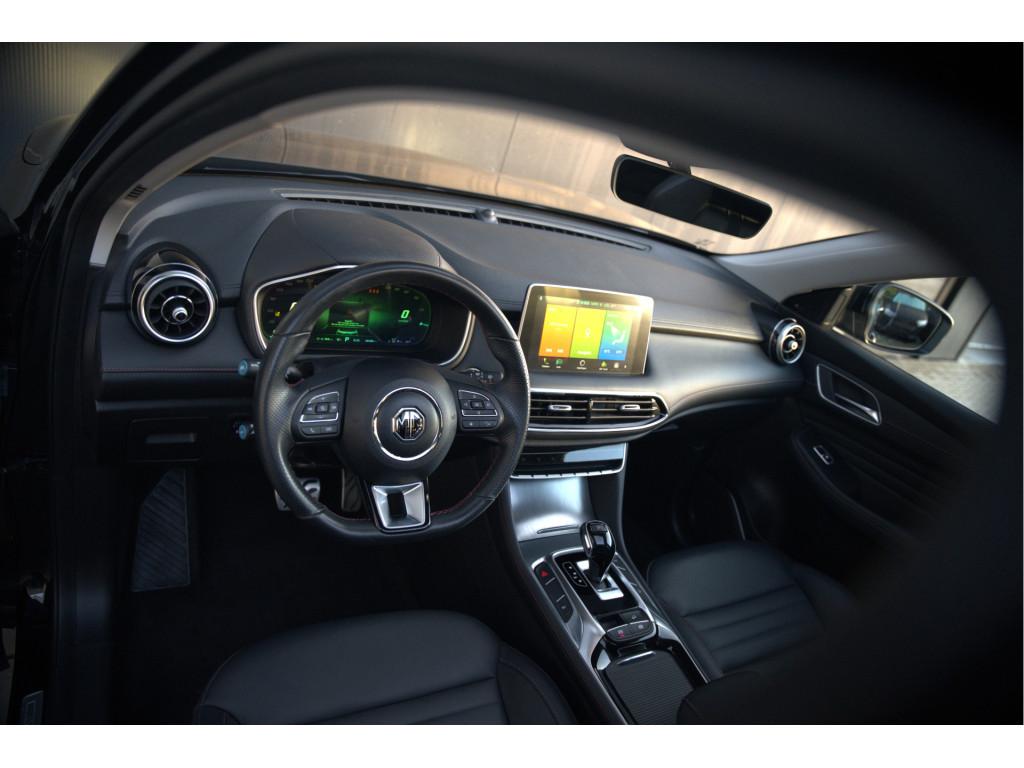 MG EHS 1.5 TGDI Luxury | Panoramadak | Keyless | Fabrieksgar, Auto's, MG, Gebruikt, Zwart, 4 cilinders, Zwart