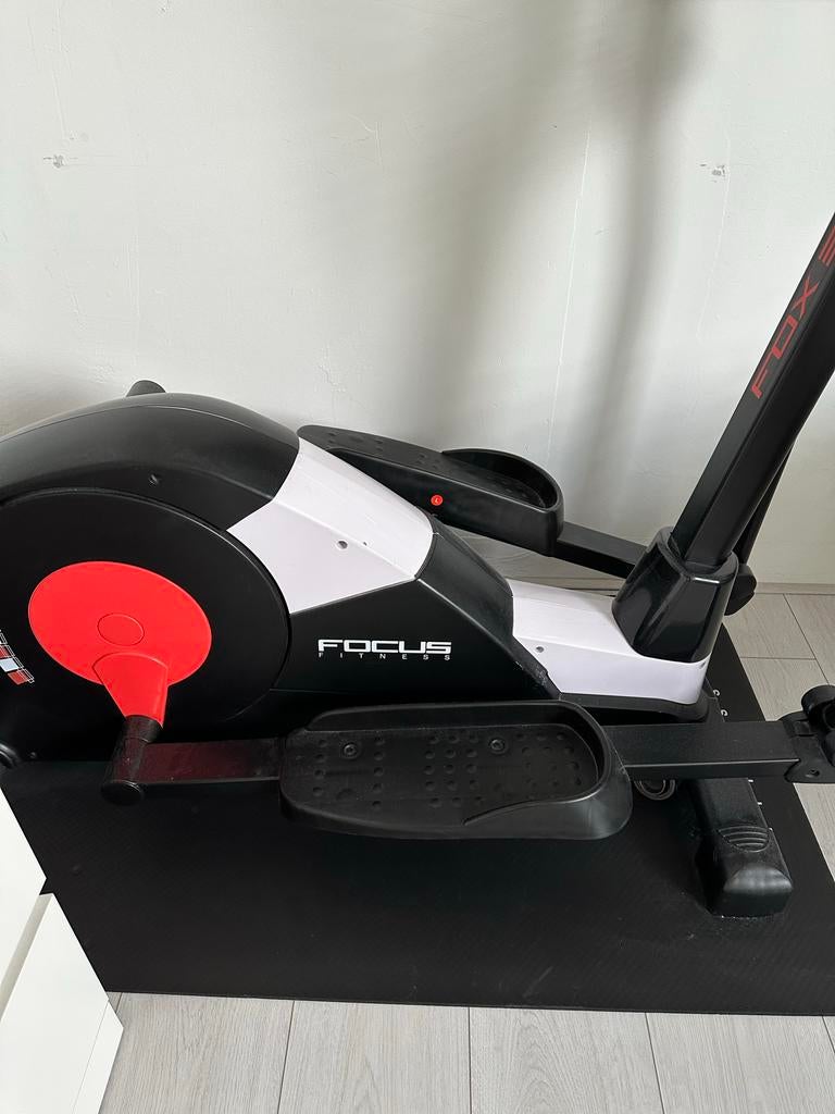 Hometrainer Focus Fitness, Ophalen, Zo goed als nieuw, Metaal, Benen