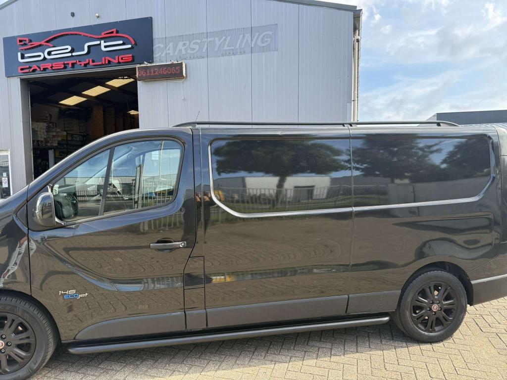 Vivaro Renault Trafic Sidebars met RVS trede Zwart Gepoederc, Niet ingevuld, Niet ingevuld, Nieuw, Ophalen of Verzenden