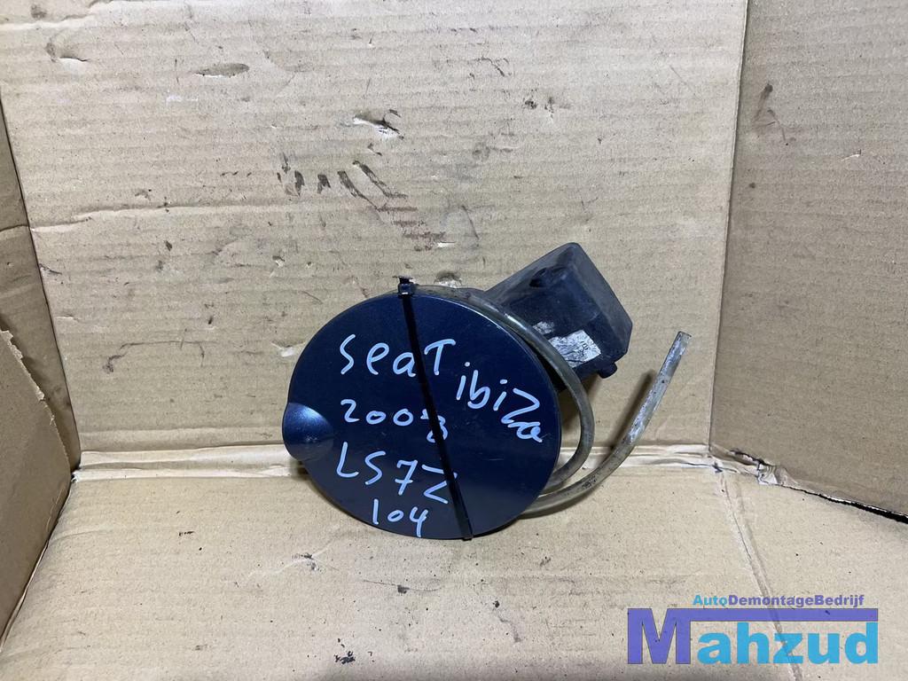 SEAT IBIZA 3 Grijs LS7Z Tankklep 2002-2008, Gebruikt, Autovia A-2, Km 585 585
08760  Martorell, ES, Ophalen of Verzenden, SEAT S.A.