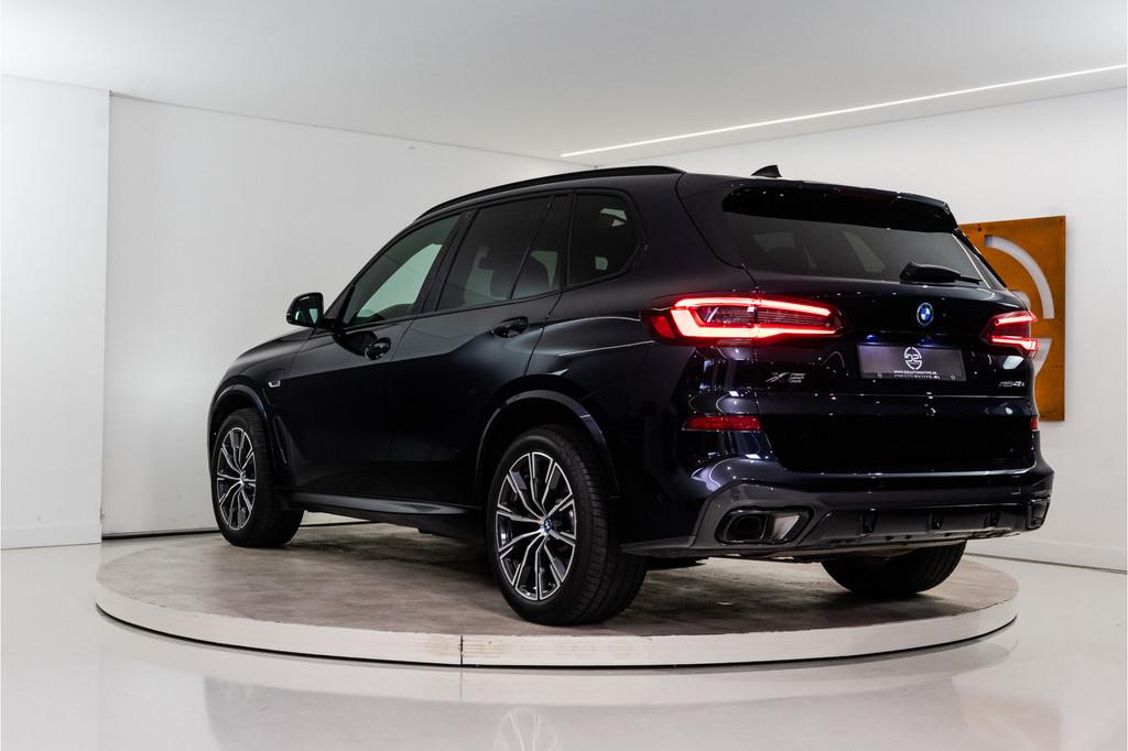 BMW X5 xDrive45e High Executive M-Sport 394PK | Pano | Laser, 12 maanden, Gebruikt, 394 pk, Zwart