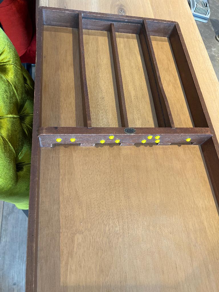 HOMAS Sjoelbak, Drie of vier spelers, Ophalen, Zo goed als nieuw, Onbekend