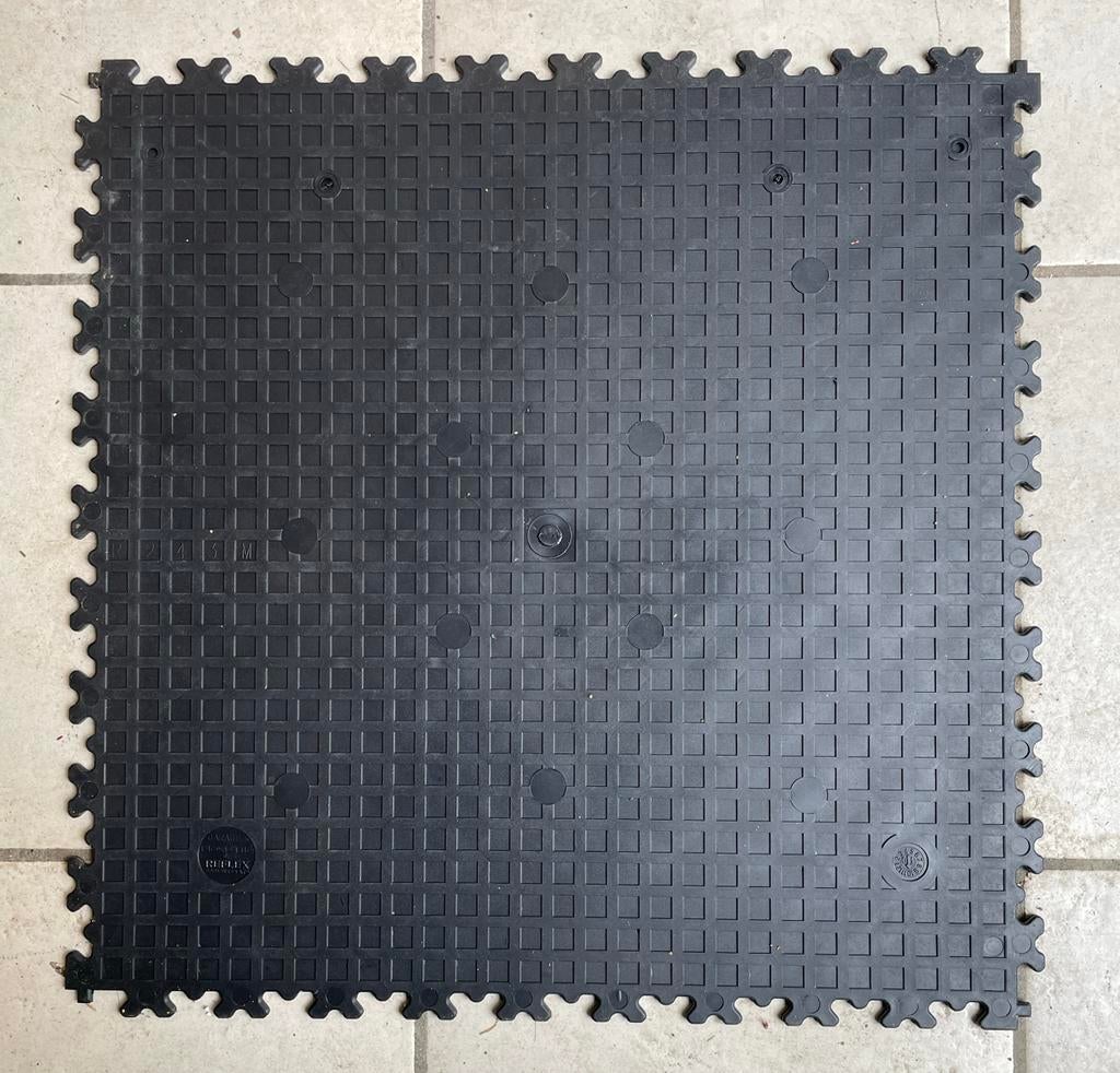 Kunststof werkplaats tegels, Doe-het-zelf en Verbouw, Tegels, Ophalen, Gebruikt, 40 tot 60 cm, 10 m² of meer