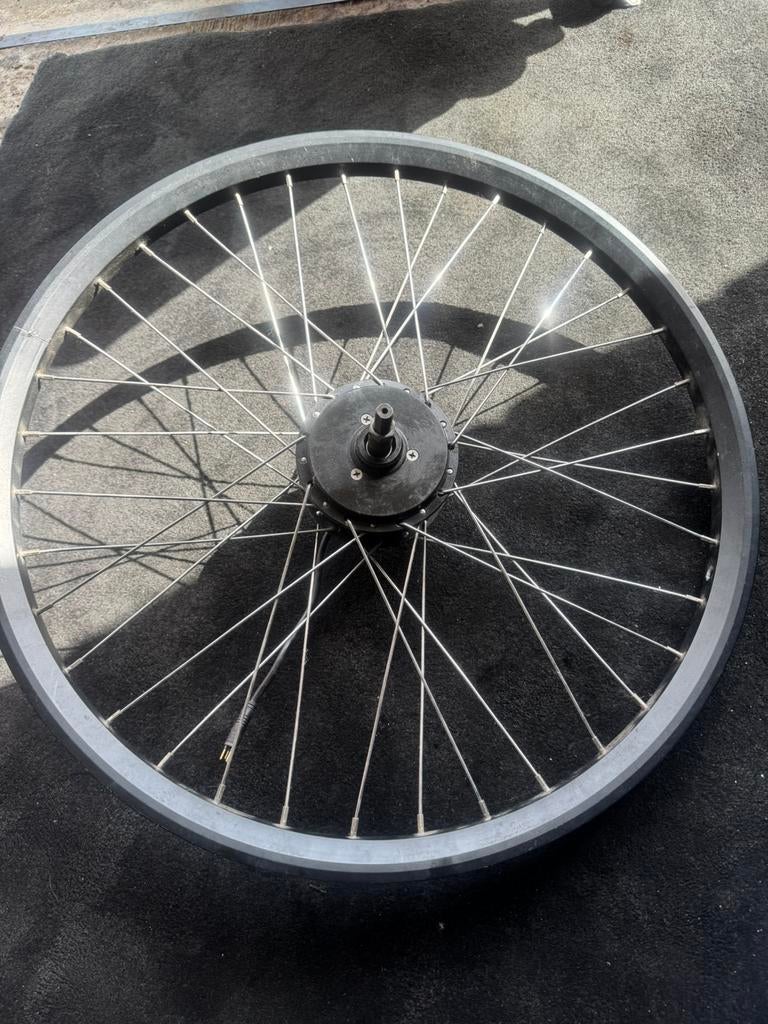 Achterwiel naaf met motor aansturing vogue carry, Fietsen en Brommers, Fietsonderdelen, Ophalen, Gebruikt, Algemeen, Wiel