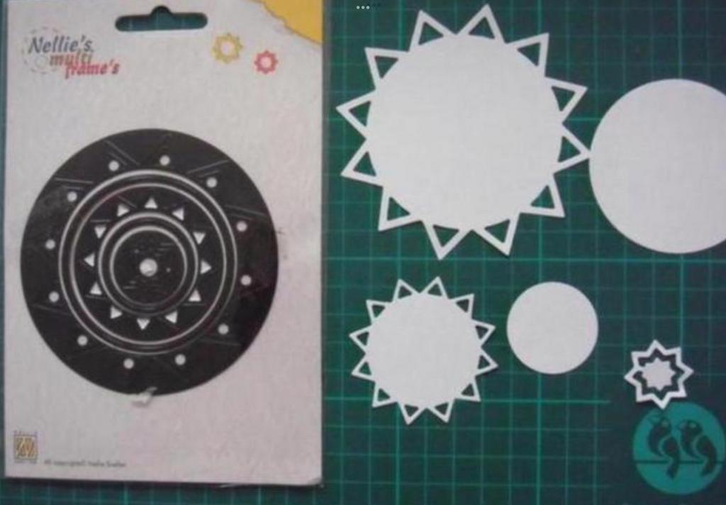 Snijmal set 5 delig bloem van Nellie Snellen 671, Ophalen of Verzenden, Zo goed als nieuw, Pons of Mal