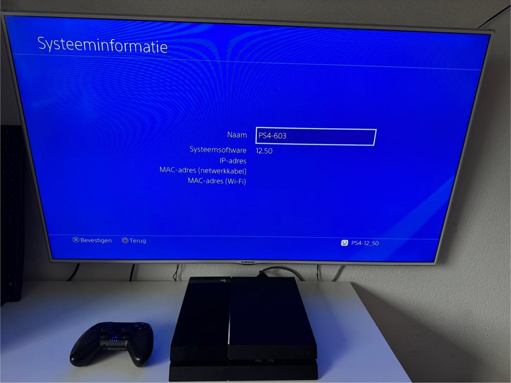 Playstation 4 12.50 met poops/GoldHen, Spelcomputers en Games, 500 GB, Ophalen of Verzenden, Zo goed als nieuw, Met 1 controller