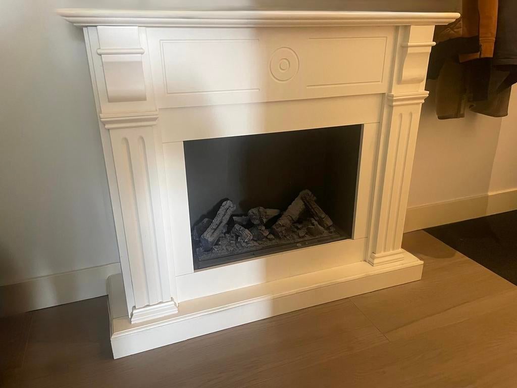 Sfeervolle waterdamphaard met klassieke schouw, Ophalen, Zo goed als nieuw, Vrijstaande haard, Overige soorten