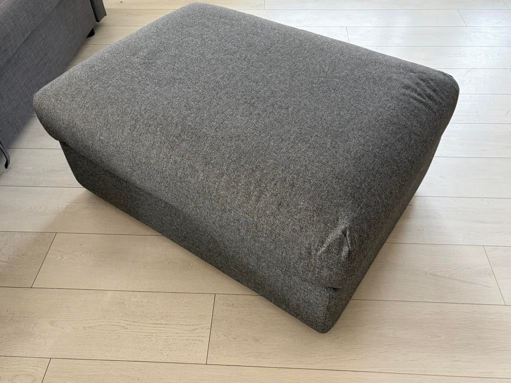 Ikea VIMLE Footstool with storage Gunnared beige/medium grey, Huis en Inrichting, Banken | Voetenbanken en Poefen, Ophalen of Verzenden