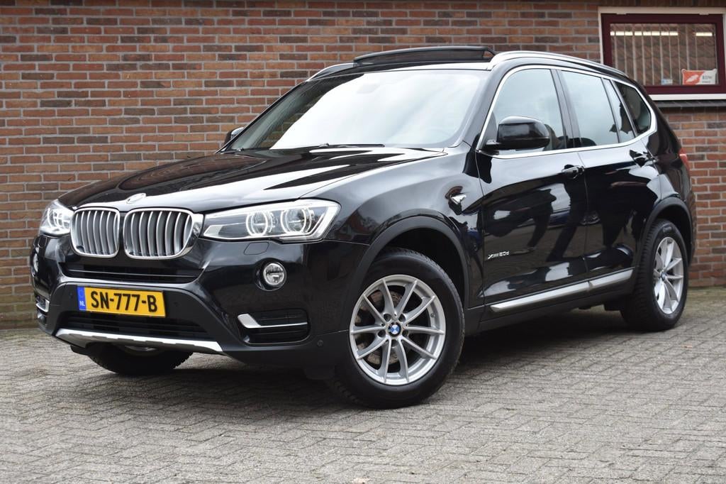BMW X3 XDrive20d Centennial High Executive '17 LED Pano Lede, Automaat, Euro 6, Zwart, Leder