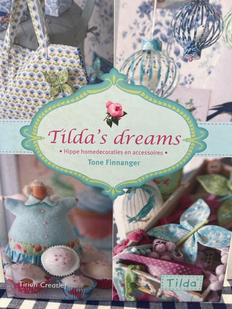 Tilda's Dreams: Hippe homedecoraties en accessoires, Ophalen of Verzenden, Zo goed als nieuw, Borduren en Naaien