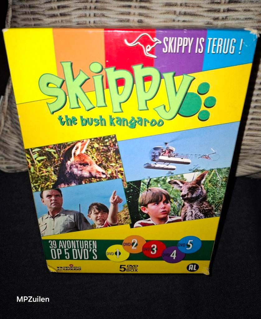 Skippy the Bush Kangaroo .. 5 DVD Box, Gebruikt, Alle leeftijden, Boxset, Ophalen of Verzenden