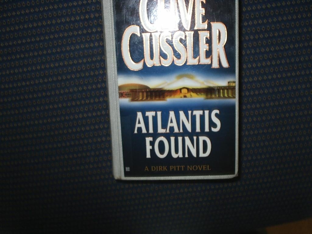 Clive Cussler, Ophalen of Verzenden, Zo goed als nieuw